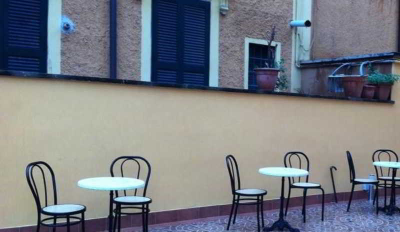 רומא Hotel Infinito - Gruppo Blam Hotels מראה חיצוני תמונה
